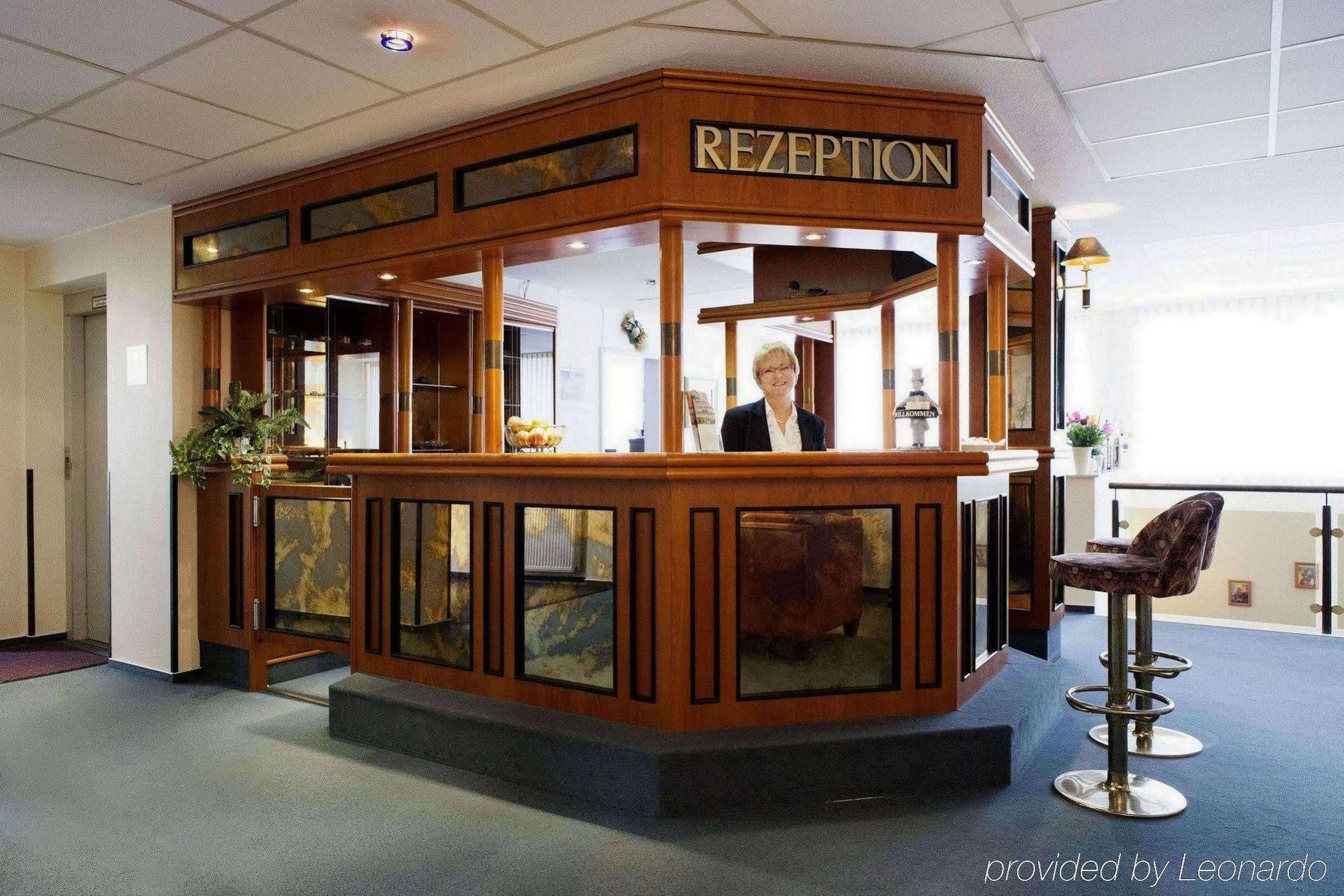 Am Düsseldorfer Platz Hotel 3*